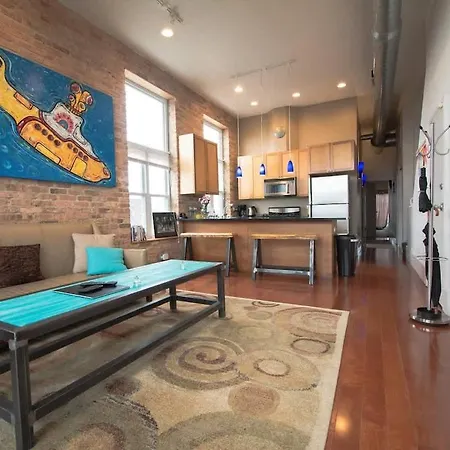 Amazing Wicker Park Penthouse With Skyline Views Holiday home