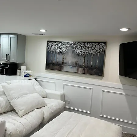The Wabansia Homestay Suite * Chicago