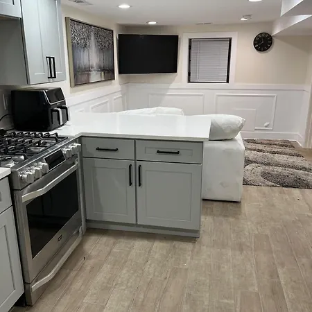 The Wabansia Homestay Suite * Chicago