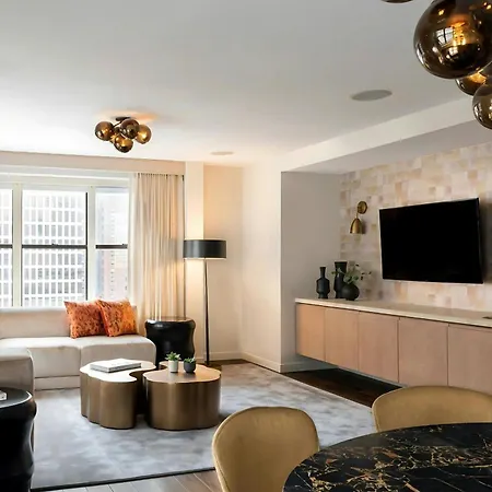 55 Downtown 4*