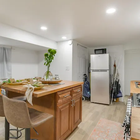 2 Mi To Logan Square: Pet-friendly Urban Oasis! Chicago