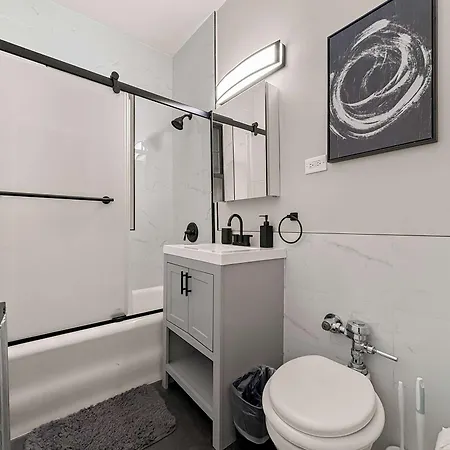 Spacious 4br Retreat - Chase E1 Apartment