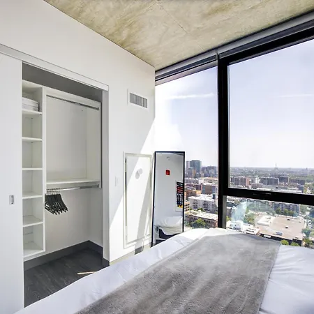 2br Designer Loft Modern Luxe In Center Apartment Chicago