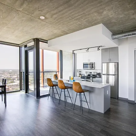 2br Designer Loft Modern Luxe In Center *