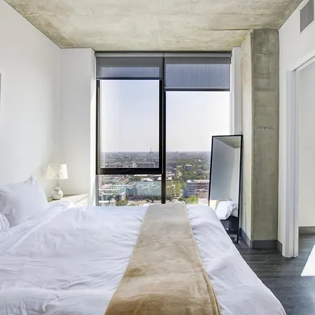 2br Designer Loft Modern Luxe In Center *