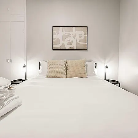 Spacious 4br Retreat - Chase E1 *