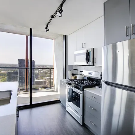Apartment 2br Designer Loft Modern Luxe In Center