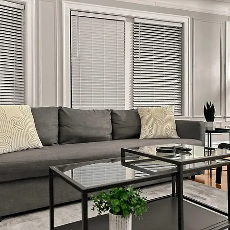 Apartment Spacious 4br Retreat - Chase E1
