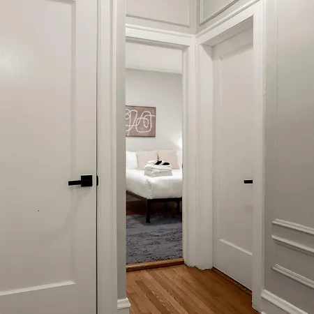 Spacious 4br Retreat - Chase E1