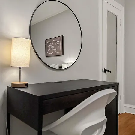 Apartment Spacious 4br Retreat - Chase E1 Chicago