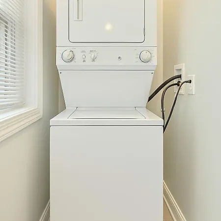 Apartment Prime Wrigley Spot Workspace *