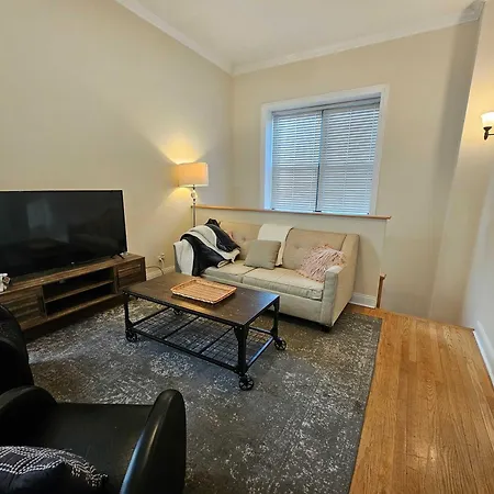 Apartment Gold Coast Downtown Sleeps 20 Chicago