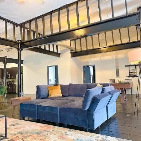 Luxury 5br South Loop, Mccormick Place, Pool Table Chicago
