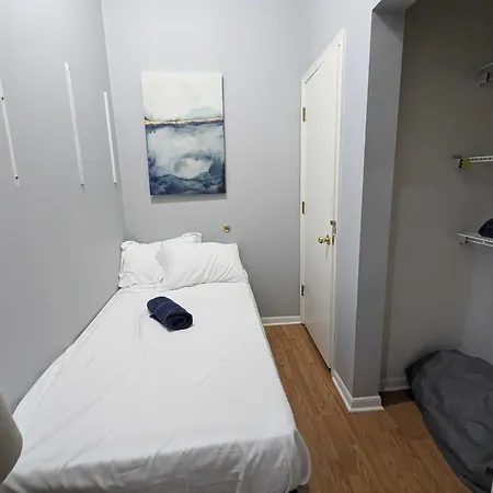 South Loop 4 Bedroom