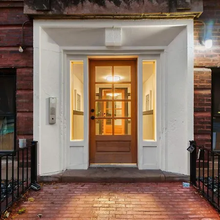 Apartment In Wrigley Close To The Field & Food Chicago