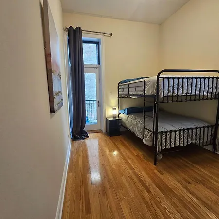 Gold Coast Downtown Sleeps 20 Chicago