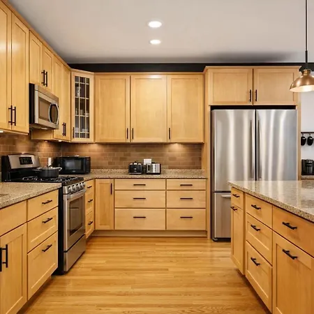 Cozy Wicker Park With Movie Holiday home Chicago