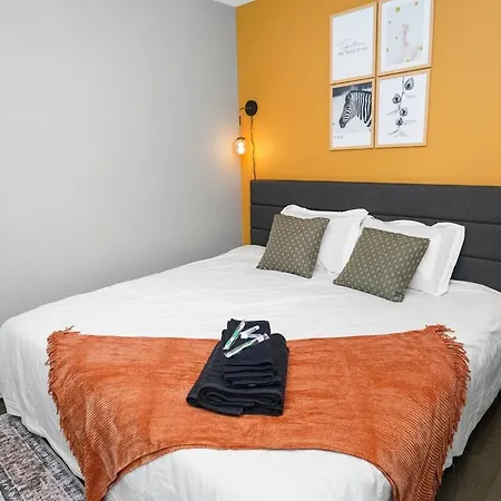 Cozy 2br Unit Near Garfield Park & United Center * Chicago