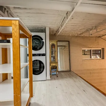 Comfort West Urban Loft House Apartment *