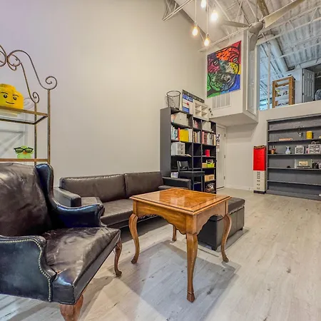 Apartment Comfort West Urban Loft House *