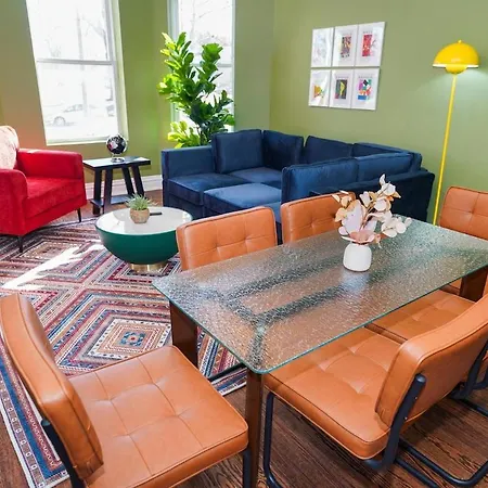 King Bed 6br With Pool Table Sleeps 16 Near Humboldt Park *