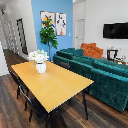 Apartment 4br South Loop By Soldier Field Area
