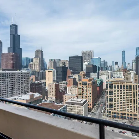 Downtown Penthouse 5bd Views Parking Gym Apartment *
