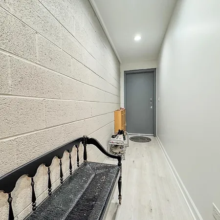 Comfort West Urban Loft House Apartment *