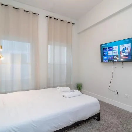 Apartment Spacious 3br 420 Friendly Near Mccormick Place, Lakefront And Soldier Field *
