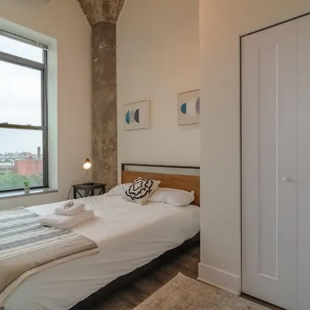 Luxury 2br With Optional Parking And Gym Access Near Mccormick Place And Soldier Field Chicago