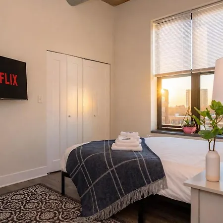 Mccormick Place Spacious 3br Family Heaven With Optional Parking Sleeps 10 Guests Near Soldier Field And Field Museum * Chicago