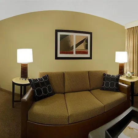 Embassy - Downtown River North Hotel 3*