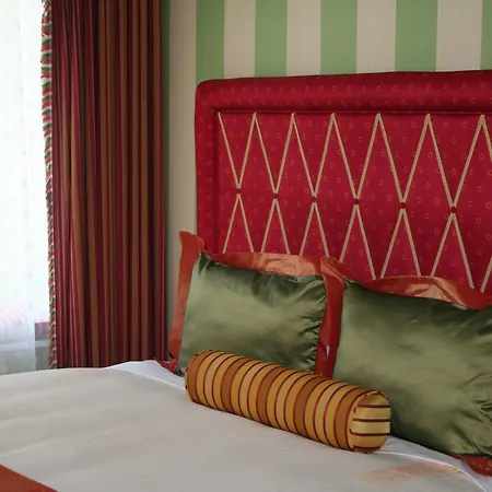 Hotel L7 By Lotte 4*