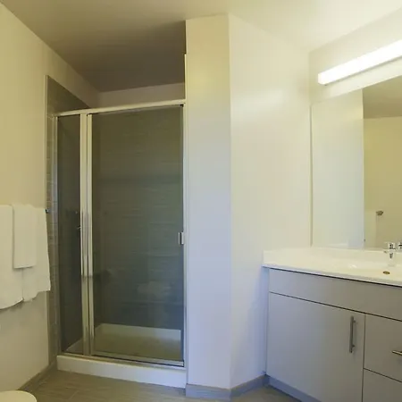 Three-bedroom On W Van Buren Street Apt 1201 Chicago