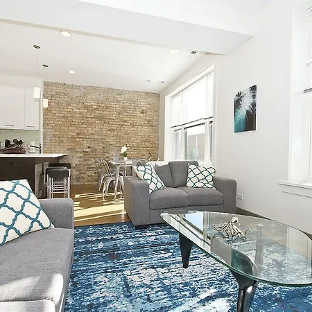 Aparthotel Two-bedroom On N Southport Avenue Apt 2