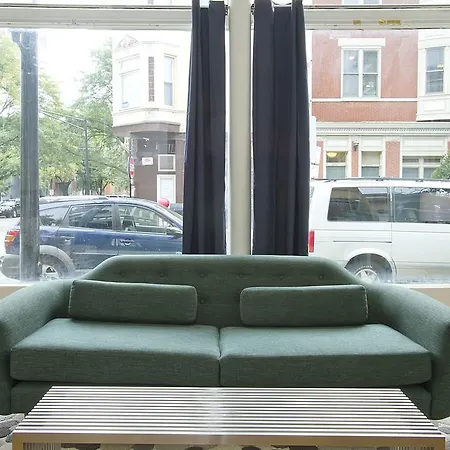 Four-bedroom On N Racine Avenue Apt 1 Chicago