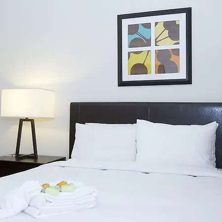 Four-bedroom On N Racine Avenue Apt 1 *