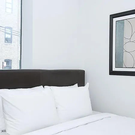 Four-bedroom On N Racine Avenue Apt 1 Apartment Chicago