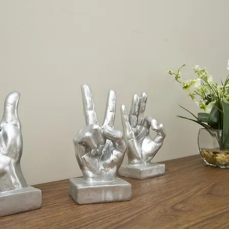 Apartment Two-bedroom On W Randolph Street Apt 6c Chicago