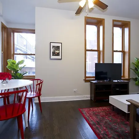 One-bedroom On W Armitage Avenue Apt A Apartment Chicago
