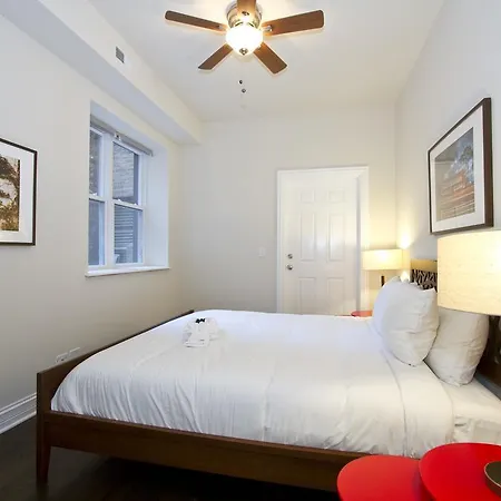 One-bedroom On W Armitage Avenue Apt A Apartment Chicago