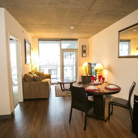 Apartment Royal Living Group Union Station Chicago
