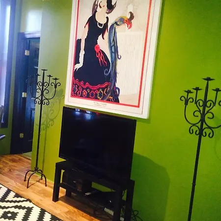 Pilsen Roadhouse Homestay Chicago