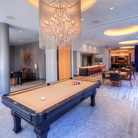 Apartment Luxury High-rise
