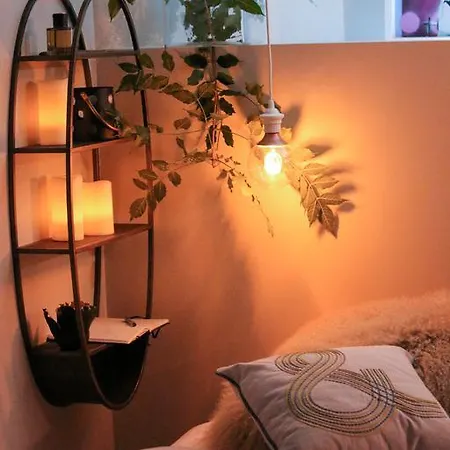 Apartment Unique Designer In Ukrainian Village Chicago