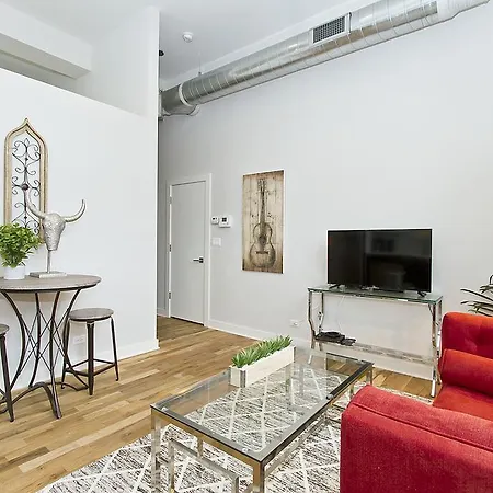 Sonder — Six Points Aparthotel 3*