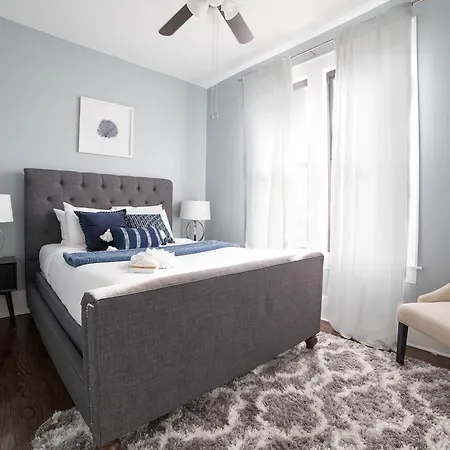 Apartment Three-bedroom On S Maryland Avenue Apt 3 Chicago