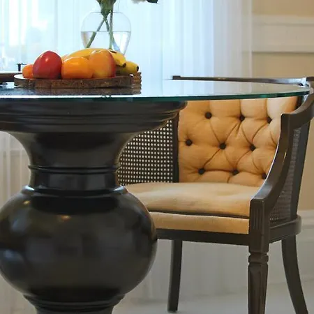 Apartment Unique Designer In Ukrainian Village Chicago
