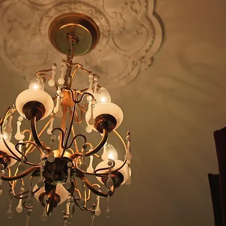Apartment Unique Designer In Ukrainian Village *