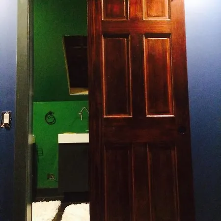 Pilsen Roadhouse Homestay